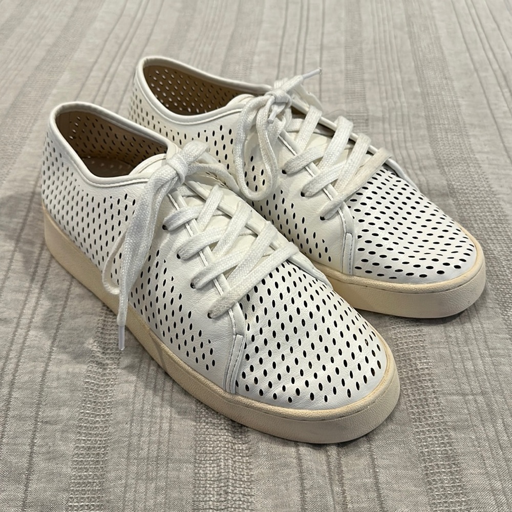 Oasis Society women’s size 9